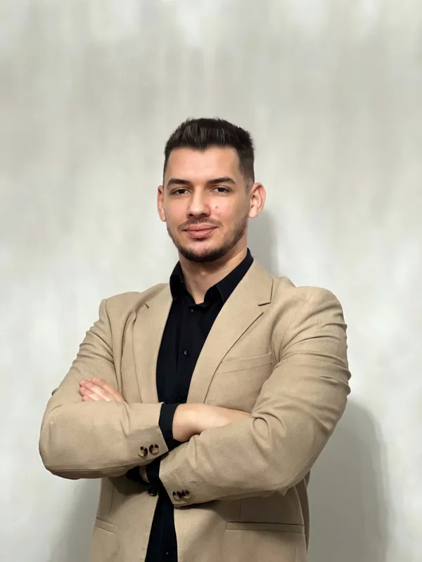 Marius Petcu, Country Manager, Romania