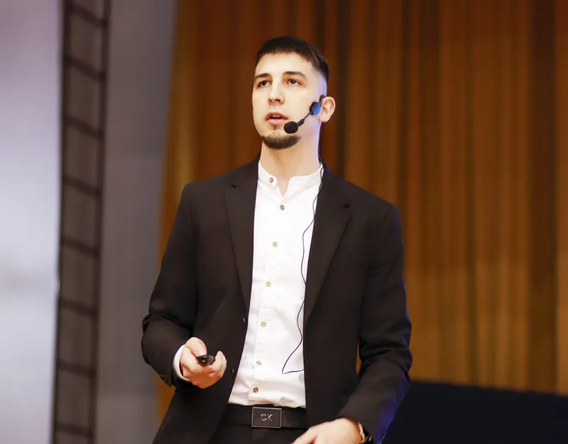 Viktor Mares, Senior Penetration Tester